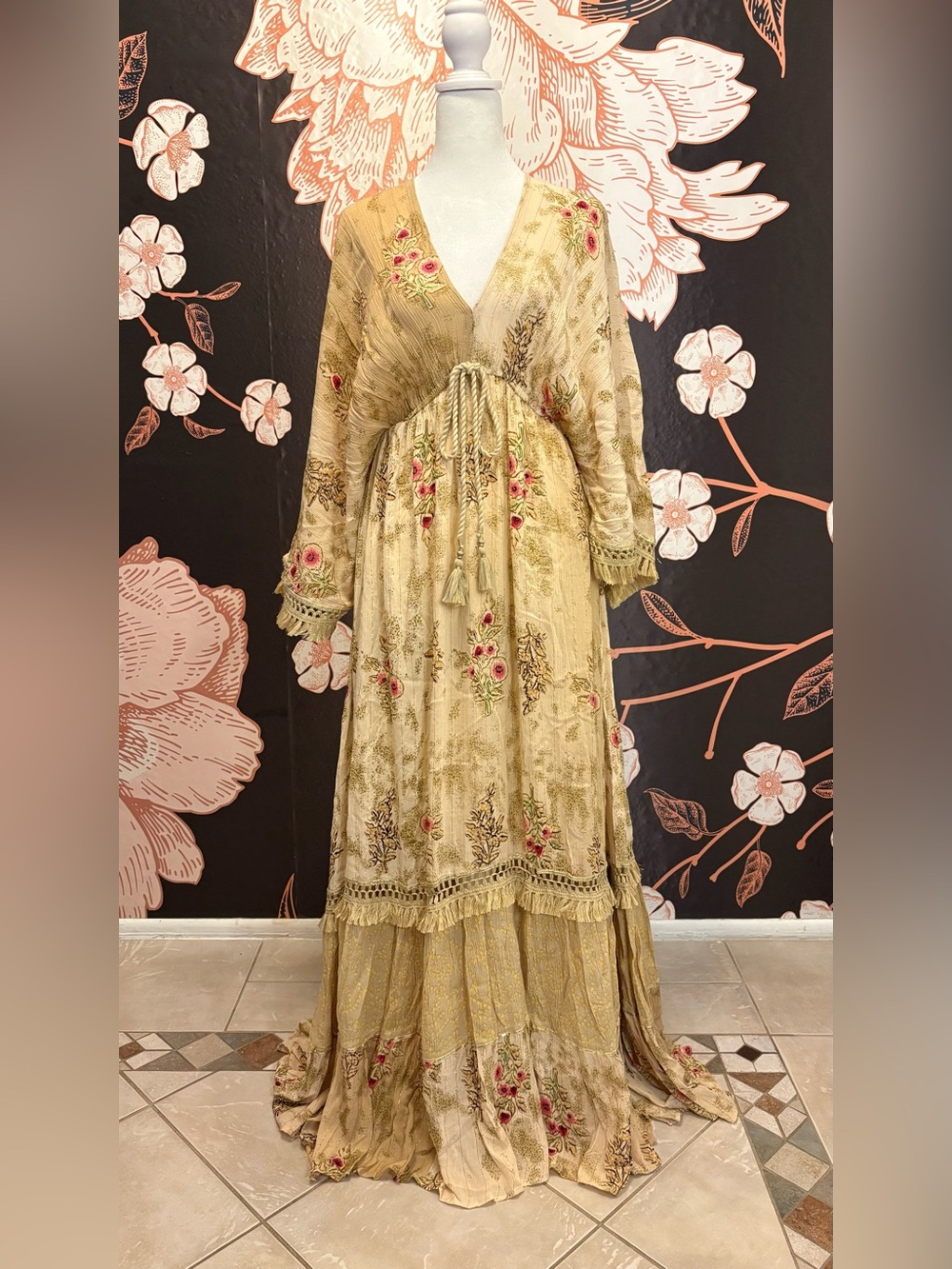 NWT Romantic Golden Champagne Butterfly Sleeve Maxi Dress - Picture 3 of 14